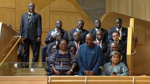 President Mahama in Scottish Parliament in 2016